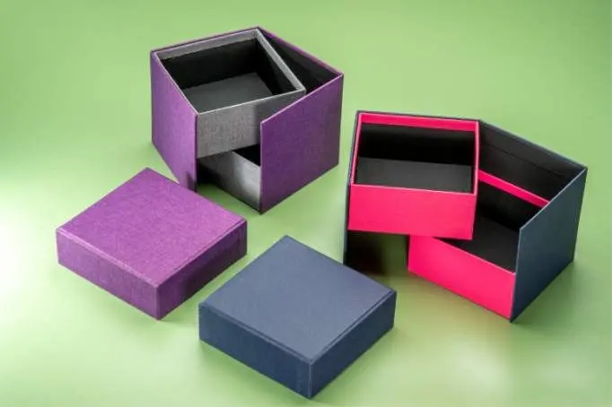 Double Layer Box<br />
